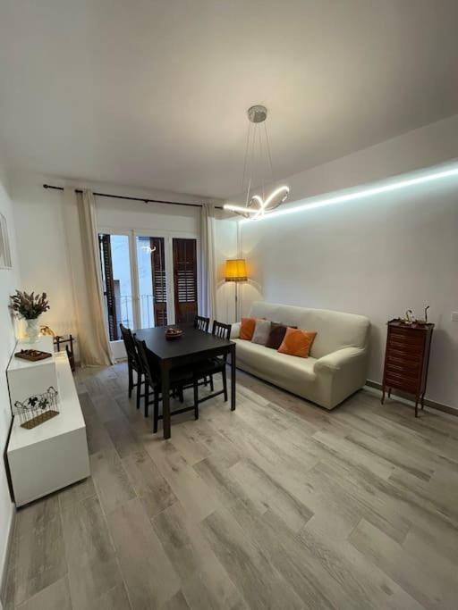 Habitacion Montgros En Casa Cami De Les Aiguees Monistrol De Montserrat Bagian luar foto